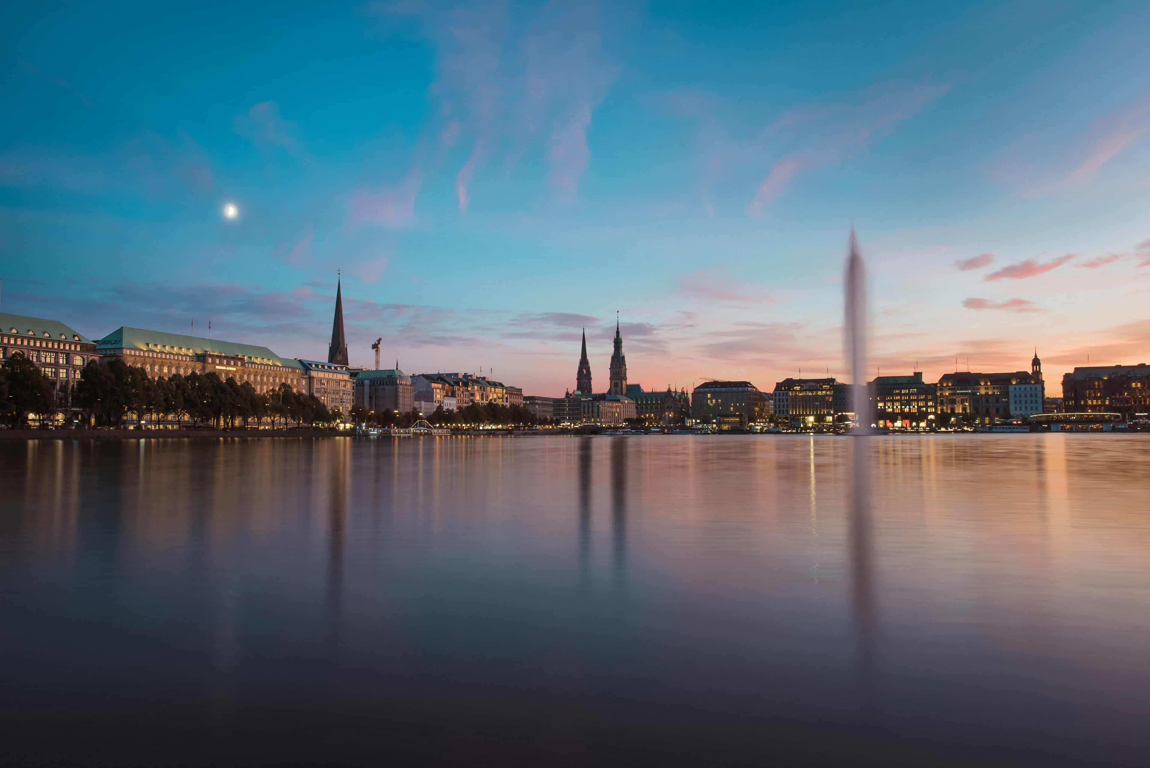 Hamburg Alster Skyline